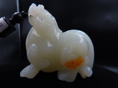 脂白和田玉籽料【招財貔貅】1