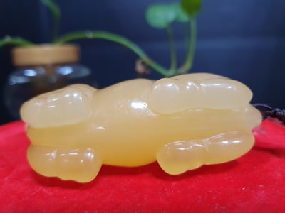 正宗印尼金水凍【沙漠之舟】手把件系列2