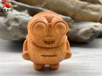 崖柏木雕件【小小兵】 高4.5公分1