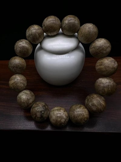 換購價 老料達拉干沉香手串14mm×15顆 現重17.87g1