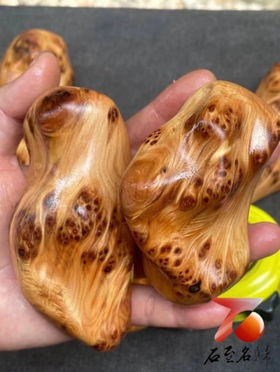 台灣現貨 實體店鋪 僅7件 每件皆獨一無二 正宗太行崖柏瘤疤隨形刮痧按摩/手把件 奶香味濃郁 油性好 過手留香3