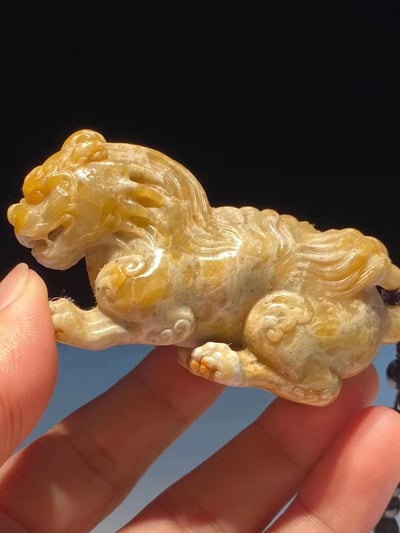 壽山花坑石手把件【招財貔貅】4