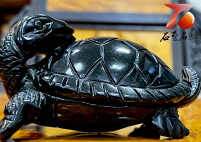 稀有和田青玉純手工雕烏龜 【暮然回首龜】張劍海老師作品1