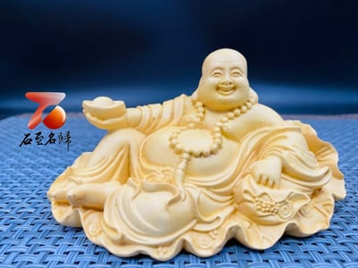 黃楊木精雕作品【大肚能容-彌勒佛】1