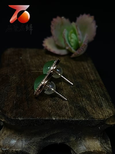 和田玉/貓眼碧玉/碧玉耳針式耳環 附精美收藏禮盒4