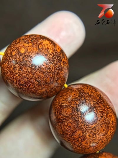印度小葉紫檀頂級老料黃金底 爆滿葡萄纓子瘤疤20mm手珠【六字真言】6