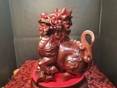 印度小葉紫檀雞血紅泥料【麒麟】1