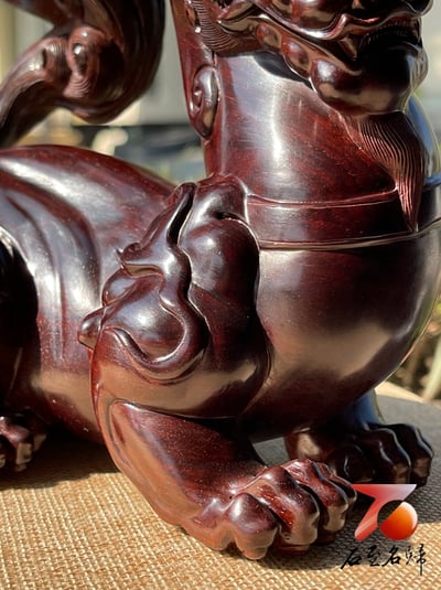 印度小葉紫檀高油密老料製作【祥瑞貔貅】11