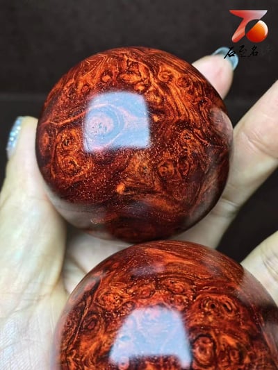 印度小葉紫檀 爆滿葡萄纓子瘤疤【富貴保健球3號】2