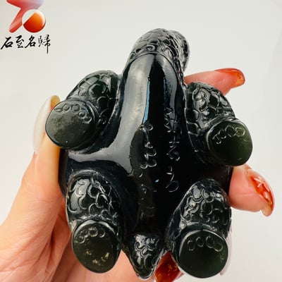 玉化透光丹東石純手工雕烏龜 張志方雕刻家作品【長壽龜】8