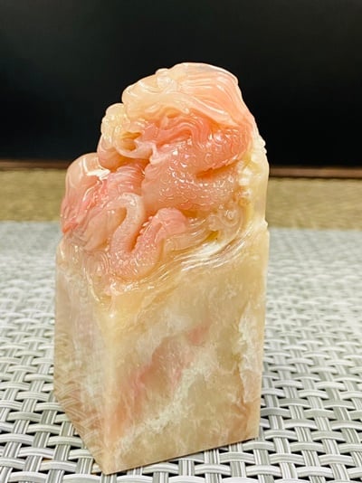 巴林粉凍雞血石印章-龍騰盛事3