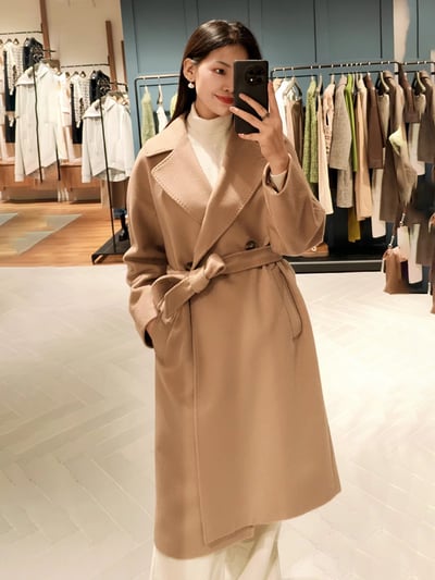 WEEKEND經典款羊毛雙排扣大衣10