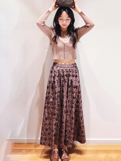 WEEKEND亮片刺繡長裙3