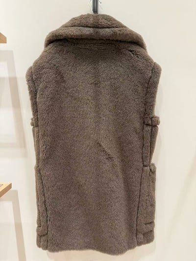 MaxMara秀款無袖雙排扣泰迪短大衣7