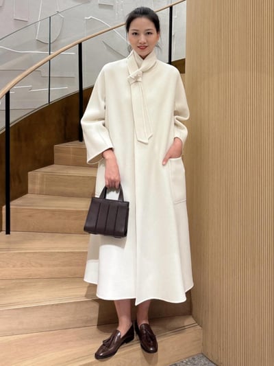MaxMara經典款羊絨奶油白翻領大衣2