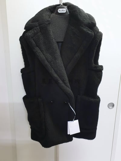 MaxMara秀款無袖雙排扣泰迪短大衣3