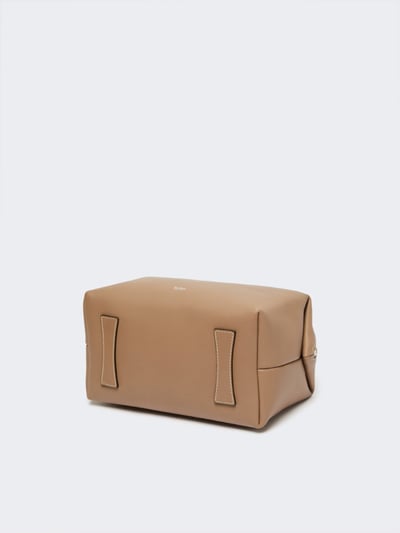 MaxMara經典款小牛皮中型箱體手提包9