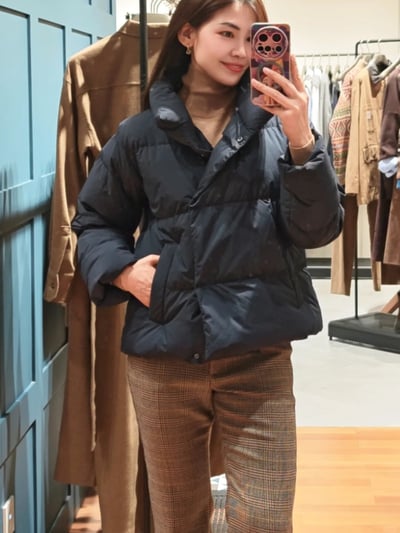 WEEKEND防水短版連帽羽絨外套8