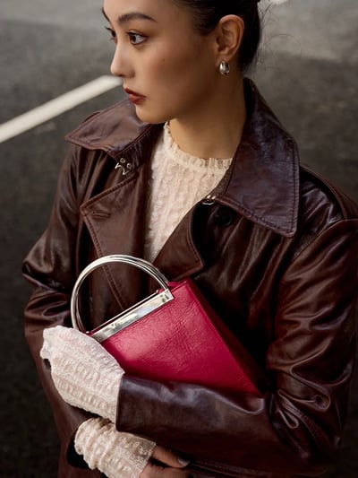 MAX&Co.羊皮雙排扣亮面皮大衣3