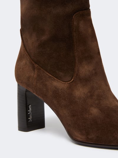 MaxMara柔軟小牛皮絨面革長靴6