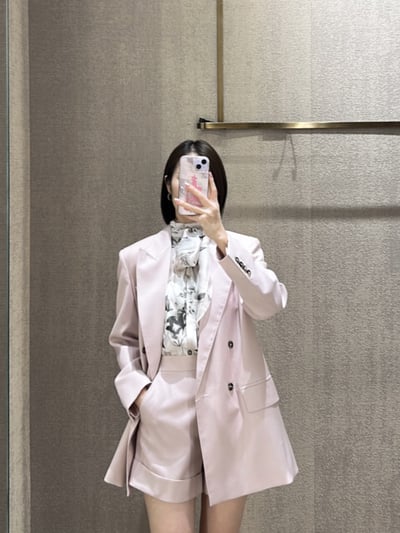 MaxMara羊毛馬海毛混紡雙排扣西裝外套3