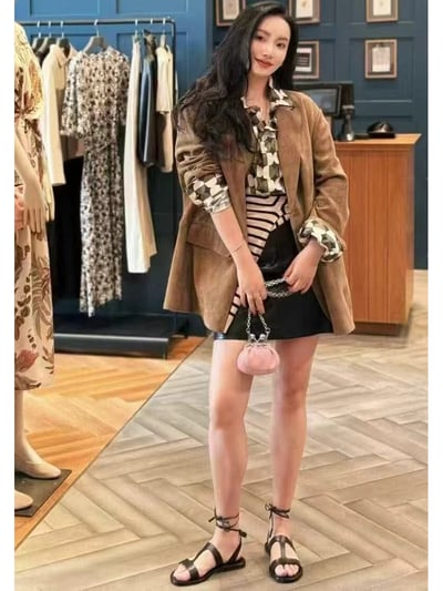 WEEKEND山羊皮絨面革西裝外套3