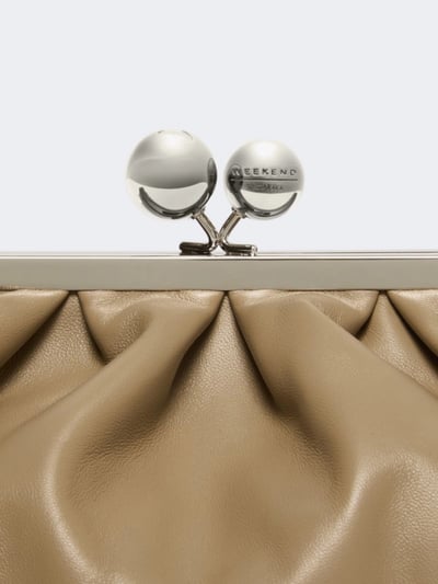 WEEKEND經典款納帕羊皮中甜點包9