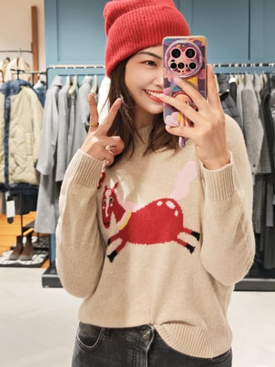 WEEKEND羊絨針織衫7