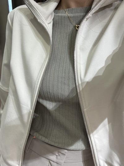 MAX&Co.緞面拼接運動外套6