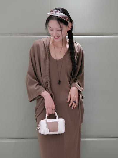 MaxMara羊毛寬袖連帽開襟衫4