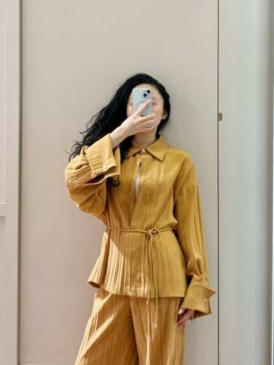 MAX&Co.緞面褶皺繫帶薄外套2