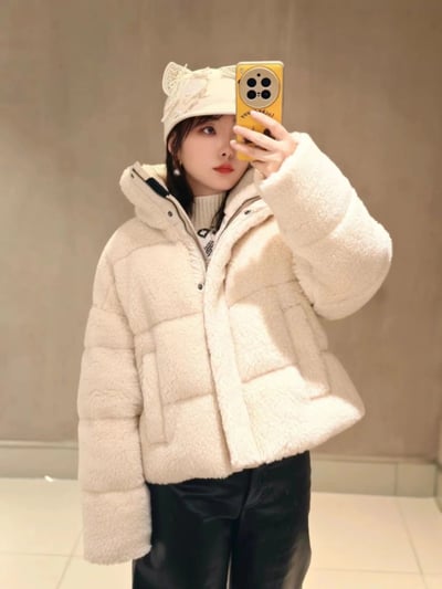 WEEKEND羊毛混紡泰迪熊短版羽絨外套2