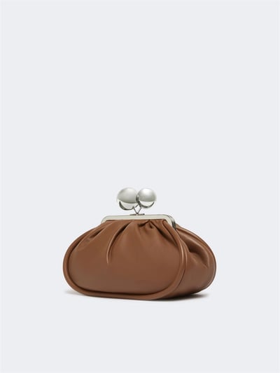 WEEKEND納帕羊皮大球扣中甜點包11