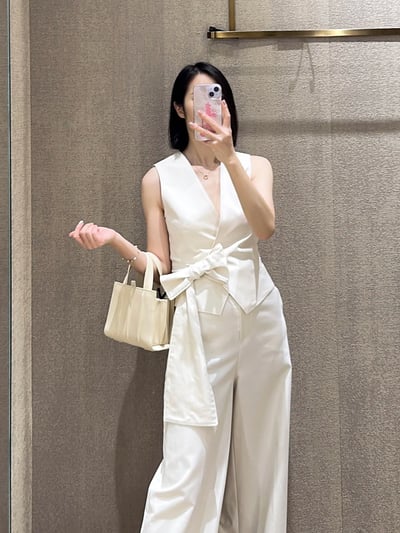 MaxMara交叉V領蝴蝶結修身背心3