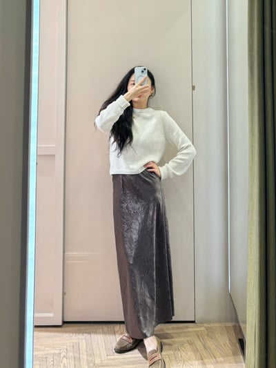 MAX&Co.緞面褶皺鉛筆裙3