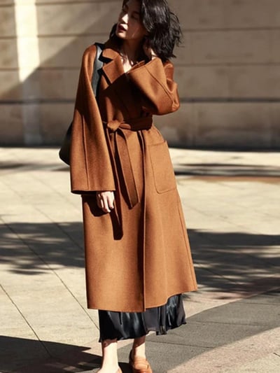 MaxMara經典款羊絨翻領繫腰大衣2