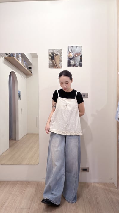 小花釦花紋直條背心5