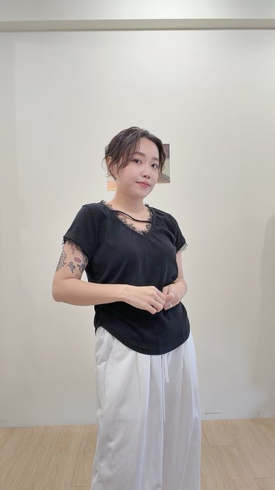 花邊v領衫5