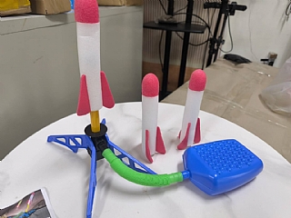 D-HJ10戶外玩具火箭沖天砲腳踩發射器-腳踩火箭(三只頭)4