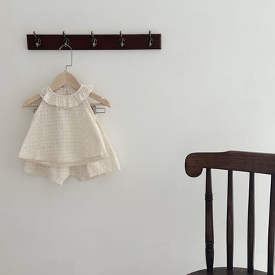 質感簍空刺繡荷葉領套裝5