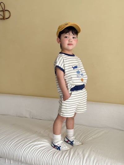 六隻小魚條紋套裝24