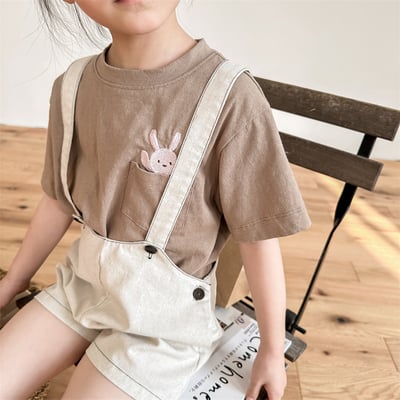 小動物刺繡口袋短版上衣16
