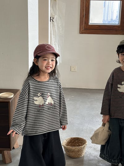 日系大白鴨鴨條紋薄上衣2