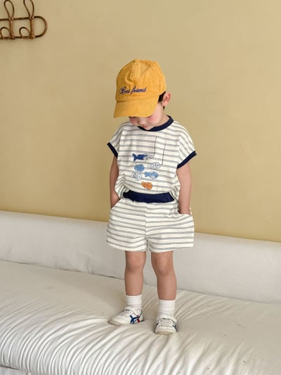 六隻小魚條紋套裝8