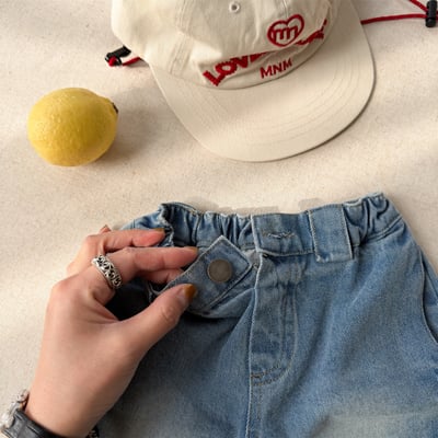 經典牛仔小標五分短褲9