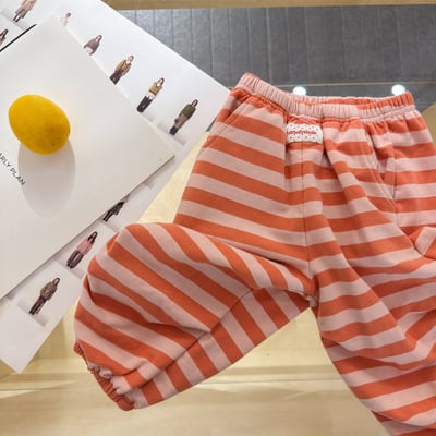 韓系粗條紋縮口休閒棉褲2