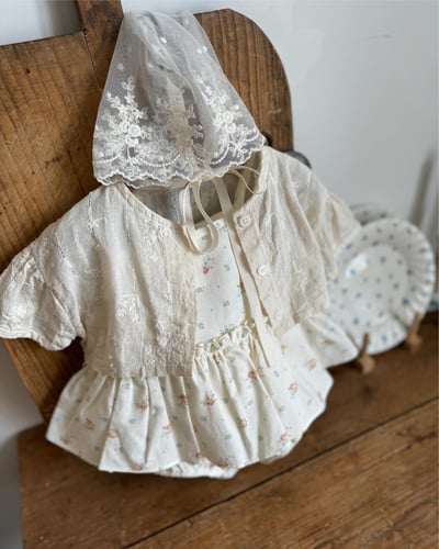 韓系碎花細肩帶包屁衣19