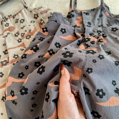 推 ♡ 韓系小花朵吊帶七分褲7