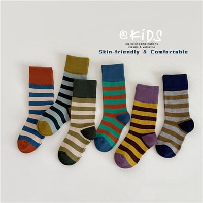 韓系學院風條紋中筒襪2