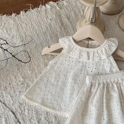 質感簍空刺繡荷葉領套裝6